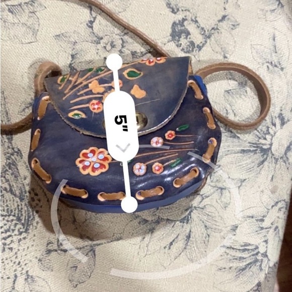 Mini Handmade Peruvian Tooled Leather Cross Body Purse - Picture 9 of 12